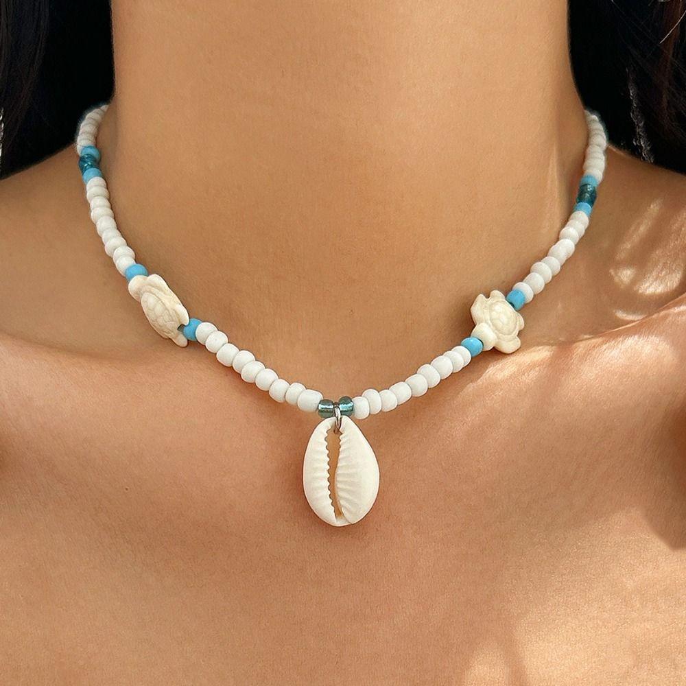 Colorful Shell Pendant Necklace Delicate Charm Beaded Necklace  Korean Fashion