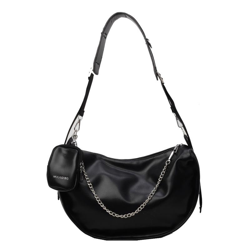 

Простая и модная нишевая сумка женская 2025 весна новая большая вместительная сумка-пельмень универсальная дорожная сумка на плечо чёрный