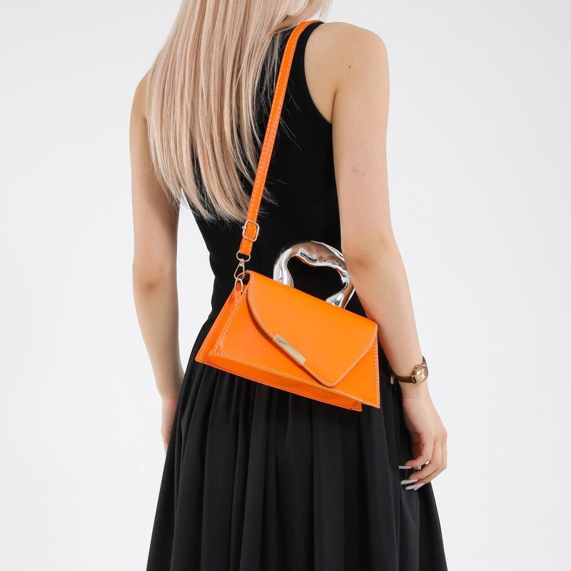 New fashion light luxury solid color high-end temperament versatile niche portable shoulder messenger bag