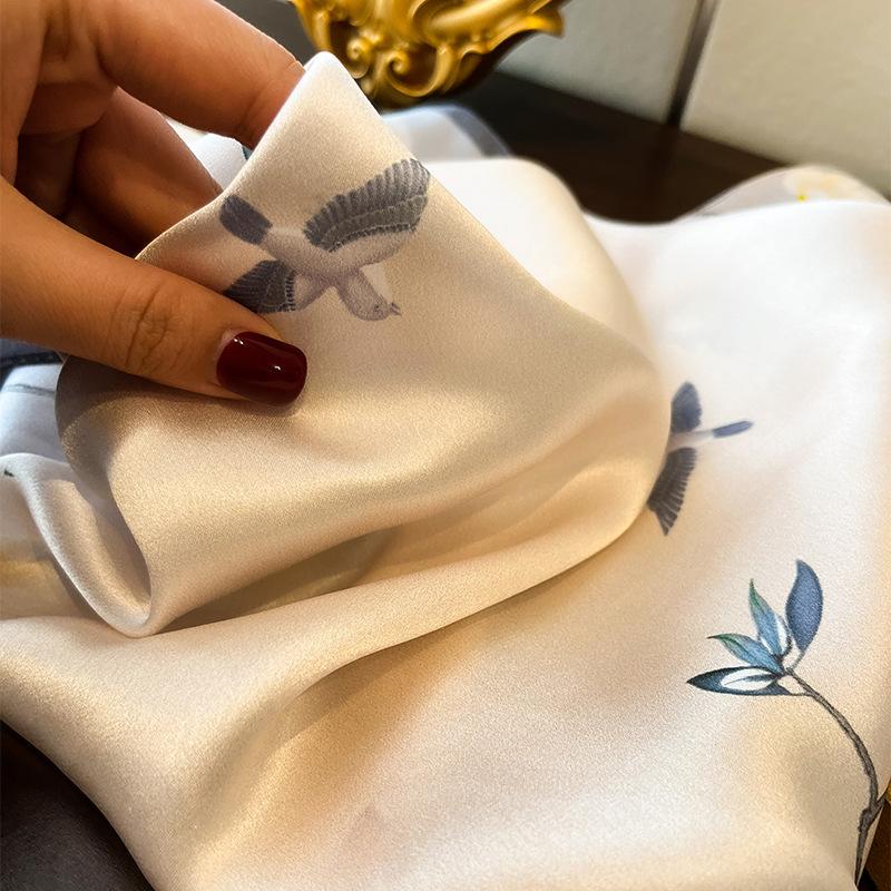 Spring Fashion Jasmine Silk Scarf Women's Versatile Elegant High-end Mulberry Silk Scarf 11 Plain Crepe Satin Small Square Scarf