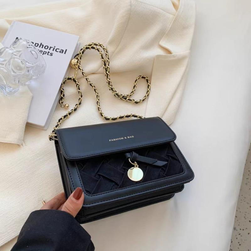 Advanced Sense Women's Backpack Small Design Sense Chain Messenger Bag Casual Retro Shoulder Bag Simple and Versatile Square Bags