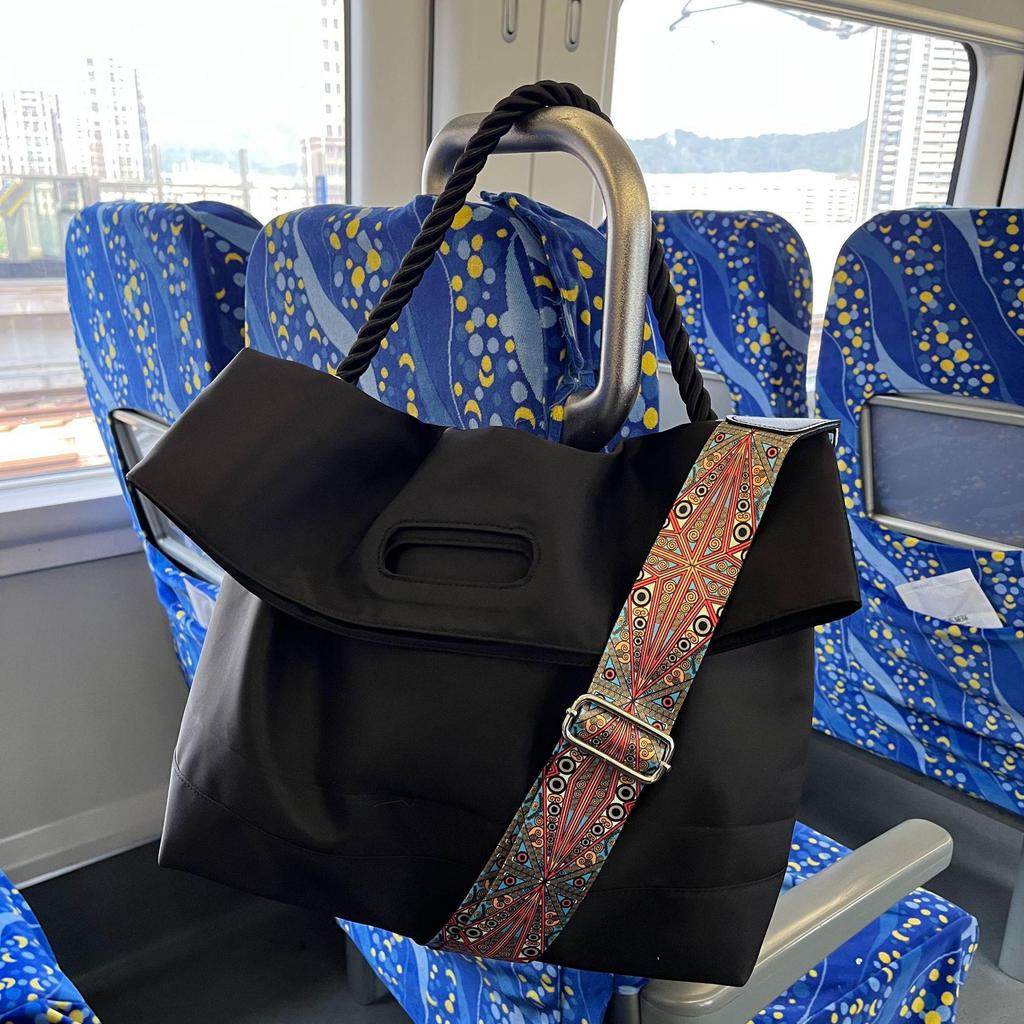 Men's Black High-End Large Capacity Tote & Crossbody Sports Bag