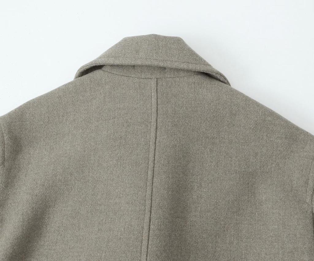 Europäischer & Amerikanischer Stil Herbst Damen Wollkurzmantel mit doppelter Knopfleiste