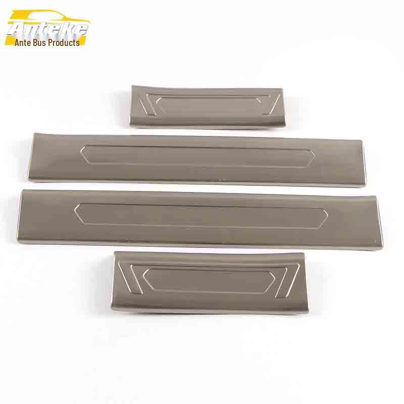 Zhonghua V6 Stainless Steel Welcome Pedal Anti-Scratch Trim Modification