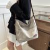 Vintage Solid Color PU Leather Women Fashion Shoulder Sling Bag High-Capacity Simple Wide Strap Commuting Bucket Crossbody Bag