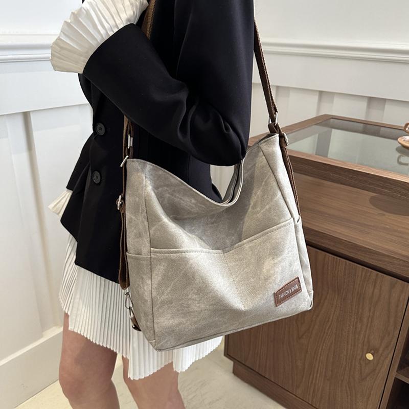 Vintage Solid Color PU Leather Women Fashion Shoulder Sling Bag High-Capacity Simple Wide Strap Commuting Bucket Crossbody Bag