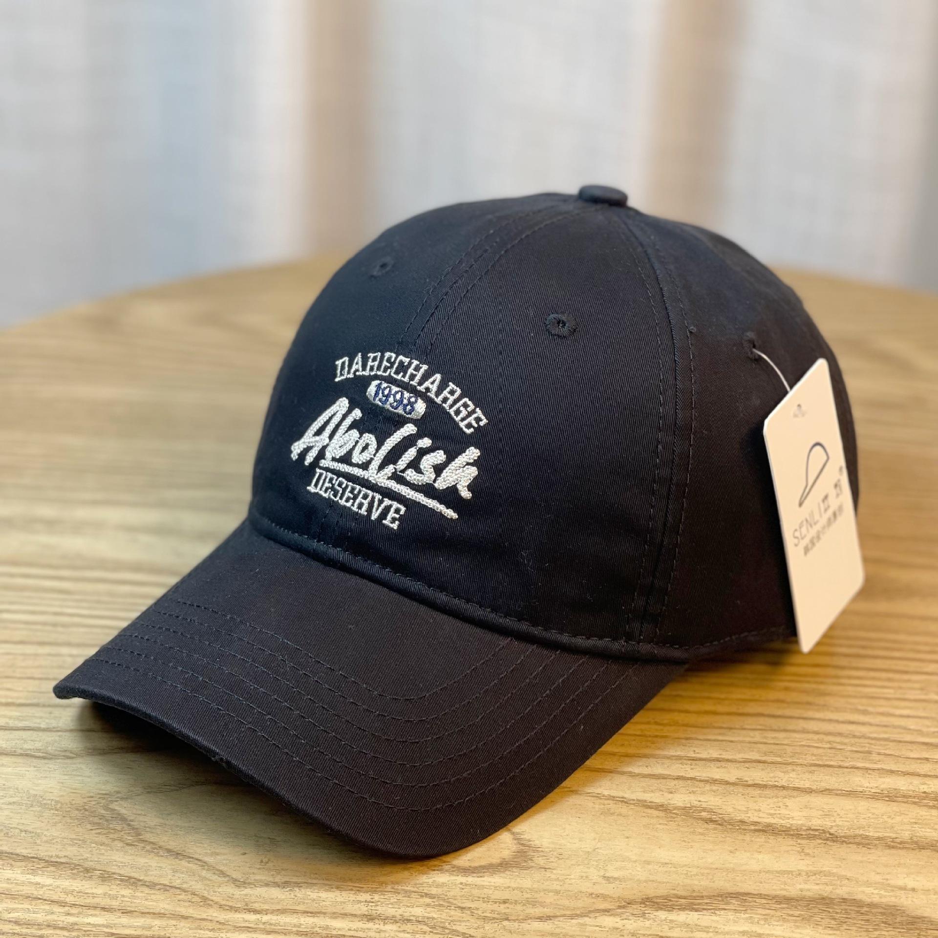

Korean-style new three-dimensional embroidered letter baseball cap for women, suitable for spring and autumn, versatile street style, makes the face Adult55-59Adjustable чёрный