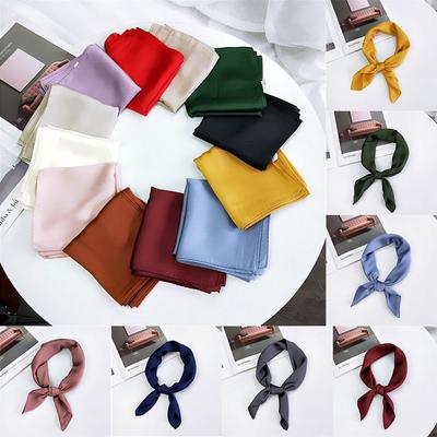 Accessoires – Schals & Tücher