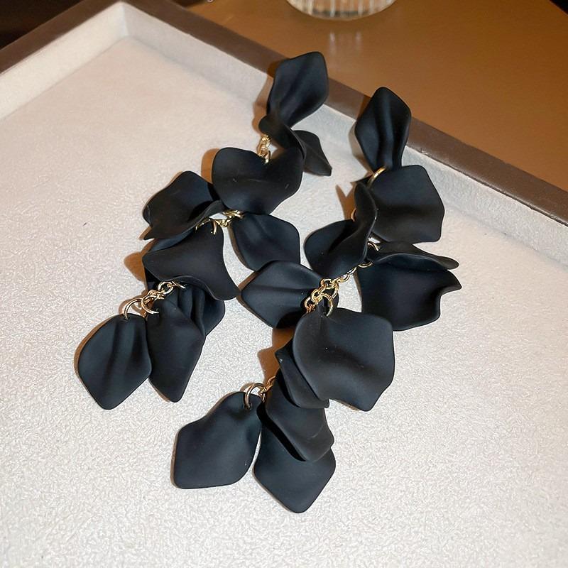 Silver Needle Black Crystal Geometric Stud Earrings Niche Versatile Earrings Temperament Light Luxury Premium Earrings