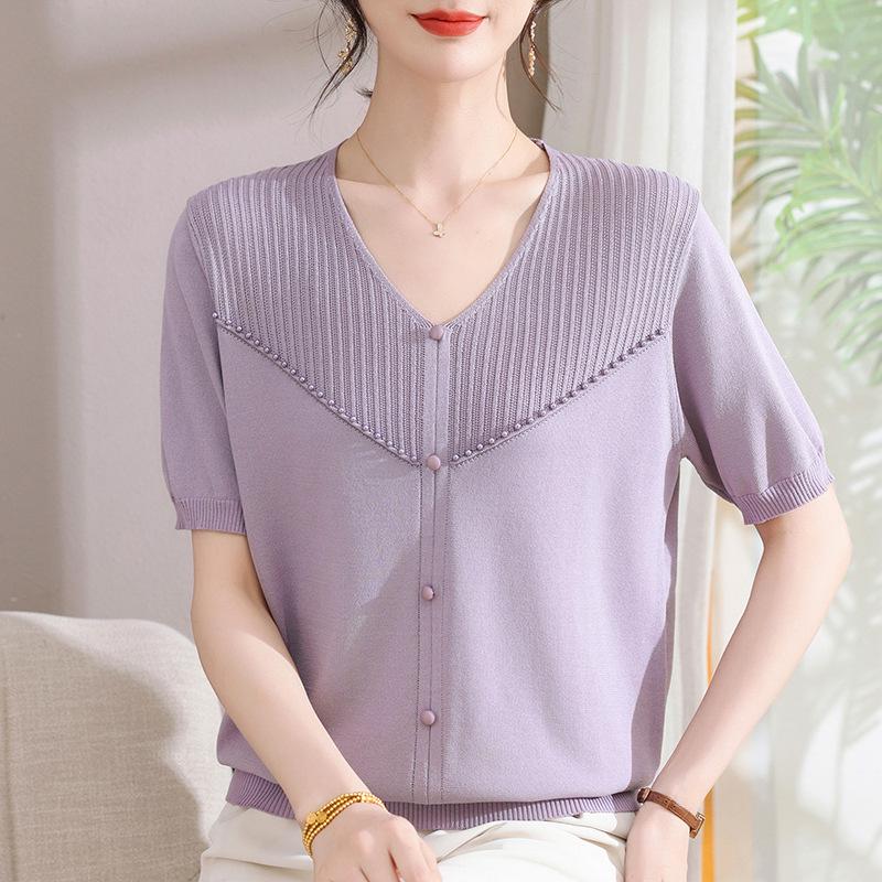 

2026 Summer Ice Silk V-Neck Short Sleeve Shirt for Fashionable 40-Year-Old Mothers L (80-100 jin) фіолетовий