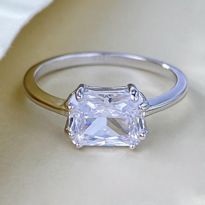 

S925 Sterling Silver Square-Cut Zircon Ring for Women (6x8mm) Size 9