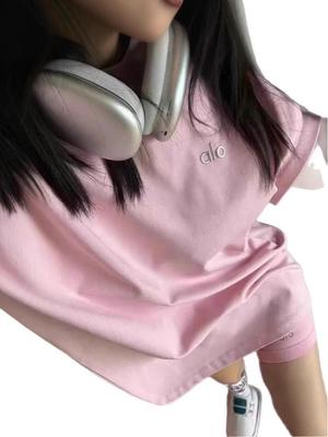 Tricou Unisex ALO Brodat cu Mânecă Scurtă - Colecția de Vară cu Umeri Căzuți și Logo Mic Nou pentru Confort și Respirabilitate