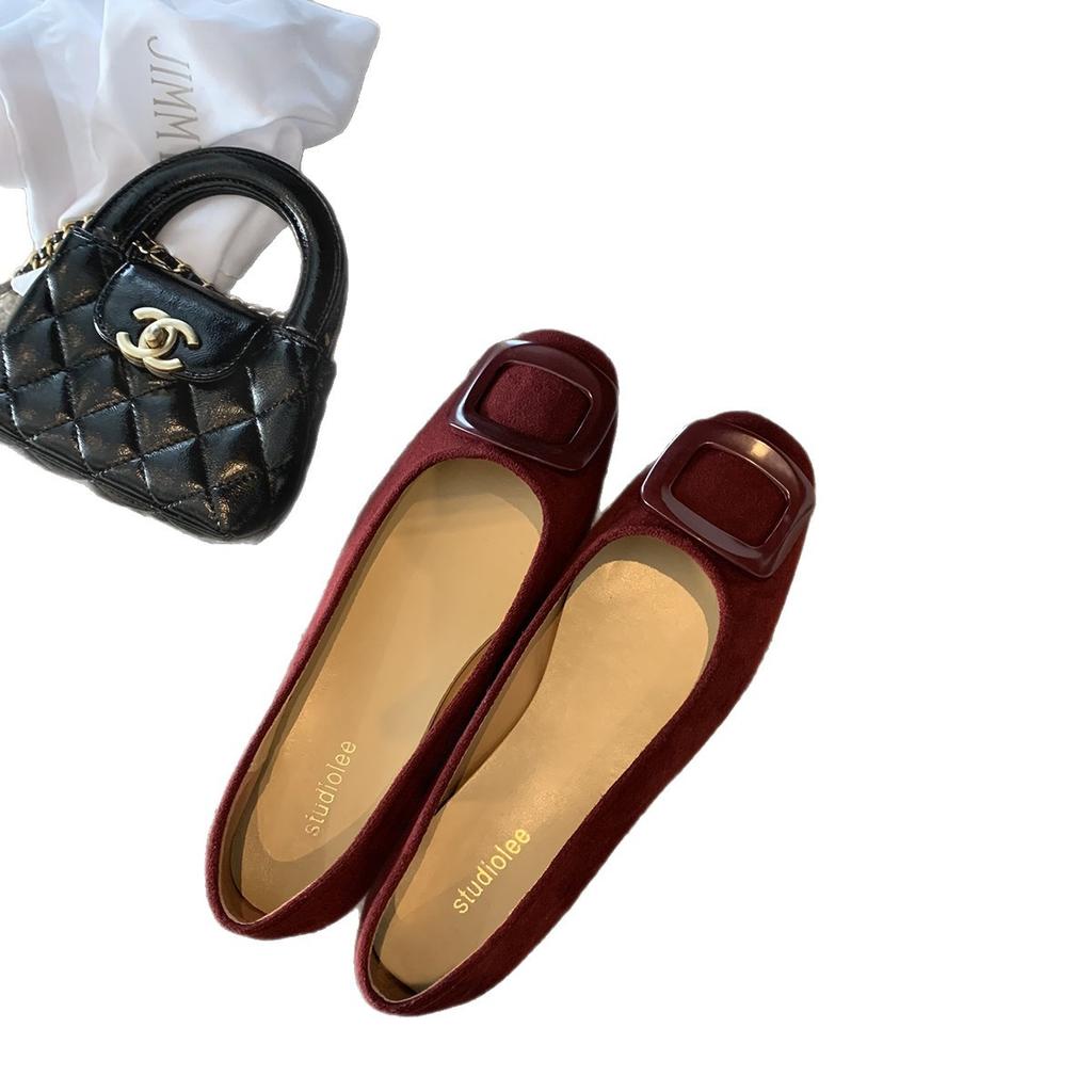 Lan Cabinet temperament square buckle shallow mouth suede commuting versatile flat-soled single shoes women's 2025 autumn new Mary Jane shoes