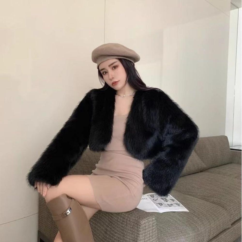 Autumn and Winter New Women's Short Environmentally Friendly Imitation Fox Jacket Young Plush Imitation Fur Top Fluffy Slim Fit