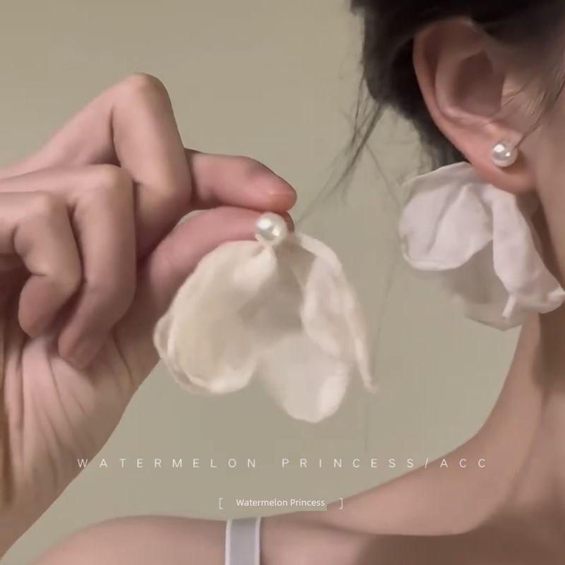 

Chiffon Pearl Stud Earrings Best Selling Fancy Female Petals S925 Ear Pin-Ear Holes