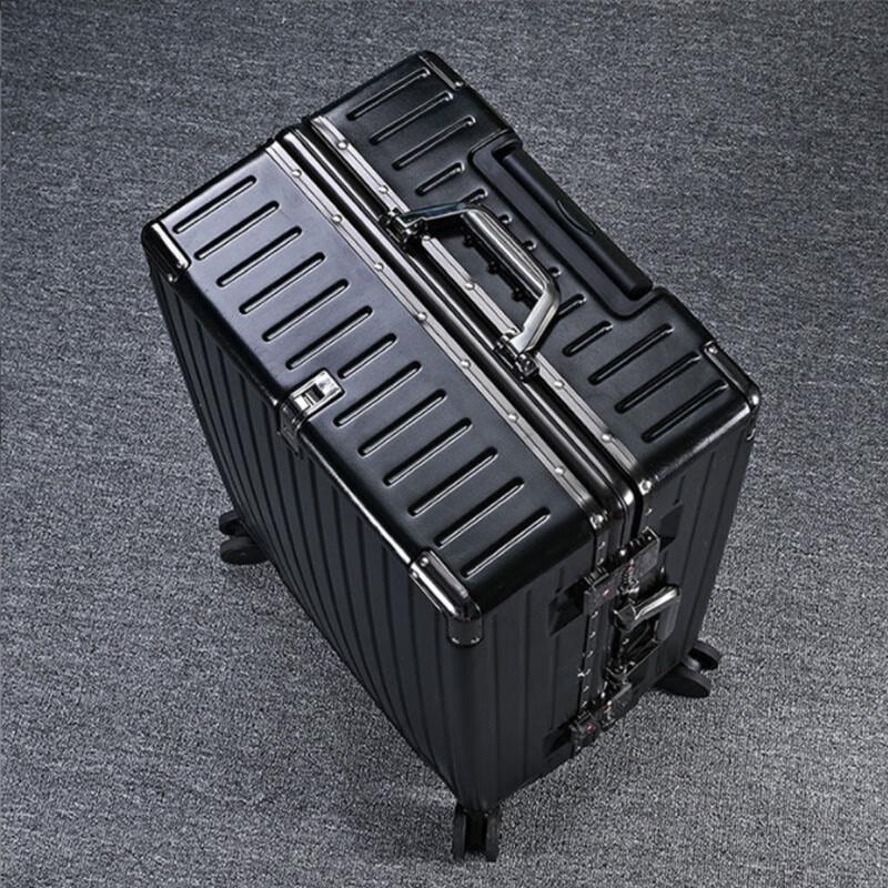 Xinyuesheng 24-inch Aluminum Frame Spinner Suitcase