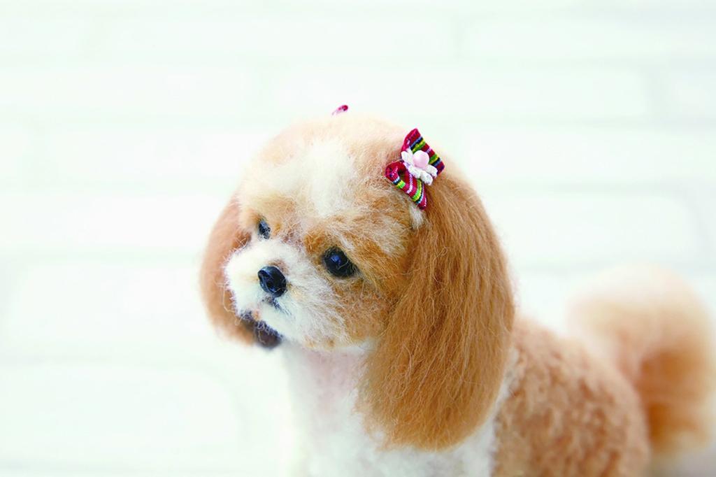 Hamanaka Real Wool Felt, Straight Hair, 40g, Ivory Black, H440-005-556