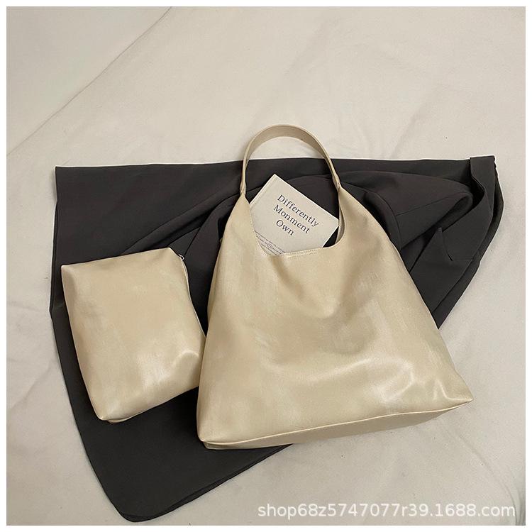 Summer Super Popular Large-capacity Bag Women's 2025 New Simple Casual Shoulder Underarm Bag Commuter Tote Bag