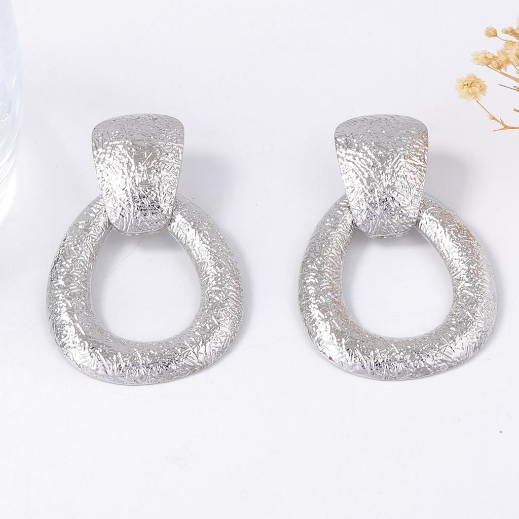 Simple Fashion Cold Wind Versatile Alloy Hollow Geometric Exaggerated Earrings Elegant Daily Accessories Earrings