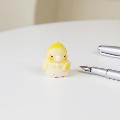 1/4PCS Resin Bird Figurine Computer Monitor Decor,Cute Mini Bird Statues For Car Dashboard,Funny TV/Photo Frame Decorations