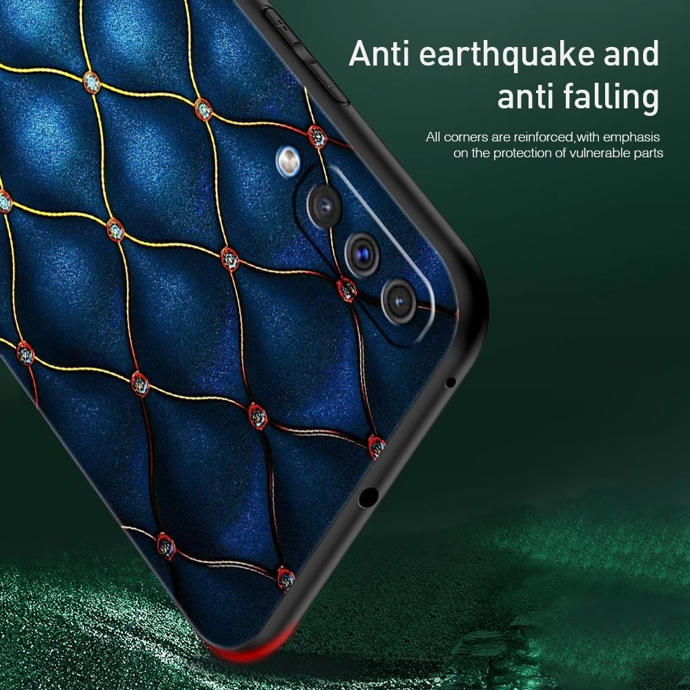 Quilted Texture Sofa Pattern Crown Phone Case For Samsung A56 A36 A26 A34 A17 A16 A06 A14 A12 A54 A72 A22 A52 A50 A40 A32 Cover