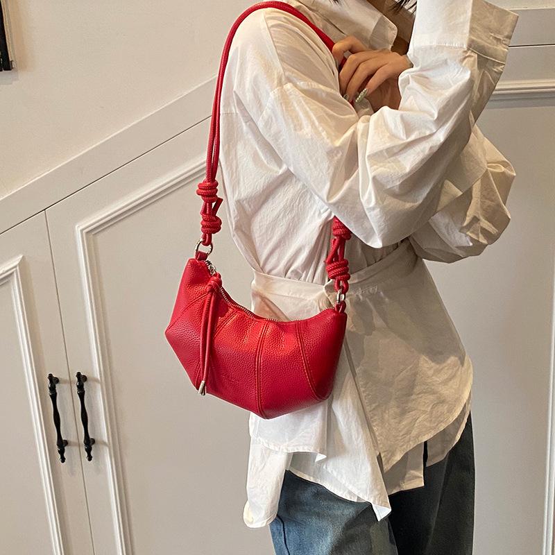 Fashion Bag New Spring and Summer Small Bag Simple Dumpling Bag Croissant High Sense Commuter Women's Bag Tide