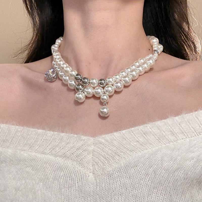 French Chic Glass Beaded Pearl Necklace with Zircon Drop