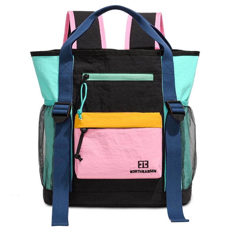 Яркий нейлоновый рюкзак с множеством карманов и регулируемыми лямками для активного отдыха