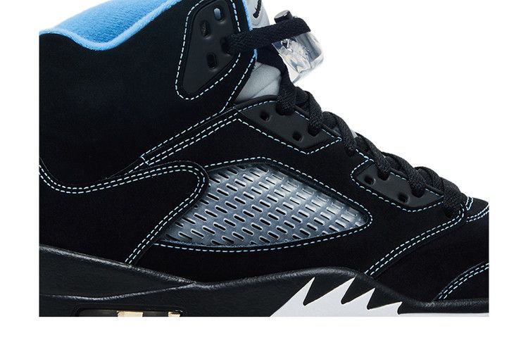 Jordan 5 Retro Black University Blue (2026)