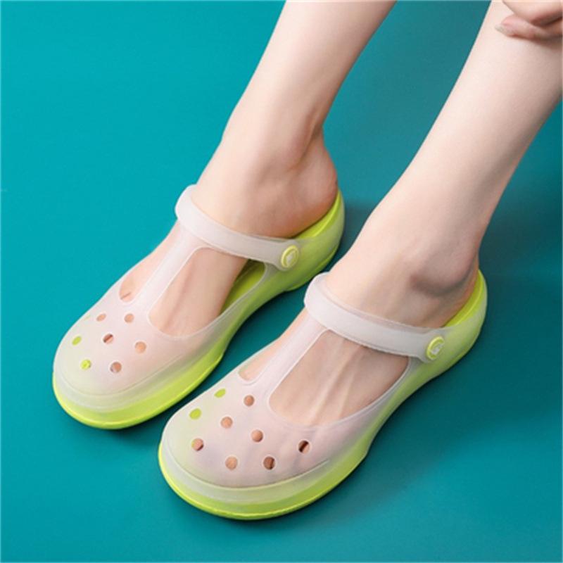 Women's Summer Non-Slip Jelly Sandals – Closed Toe, Thick Sole, Soft Beach Shoes