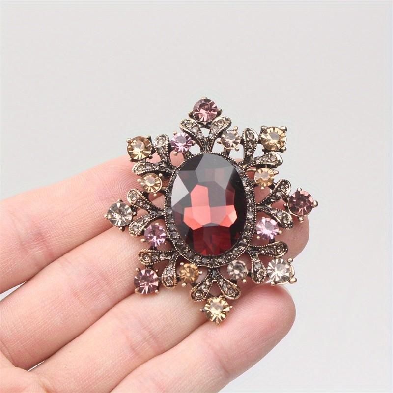 Vintage Flower Brooch High-grade Women Exquisite Design Sense Palace Style Corsage Small Coat Pin Accessories