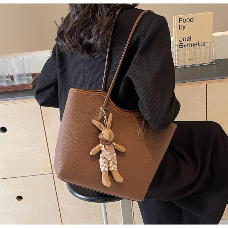 Yuezi texture retro commuter bag new women's bag simple and versatile shoulder bag fashionable tote bag