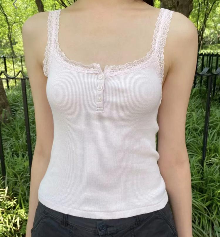 BM Tarzı Kadın Yazlık Pamuklu Fitilli Atlet Yedek Düğmeli Askılar ve Amerikan Danteli.