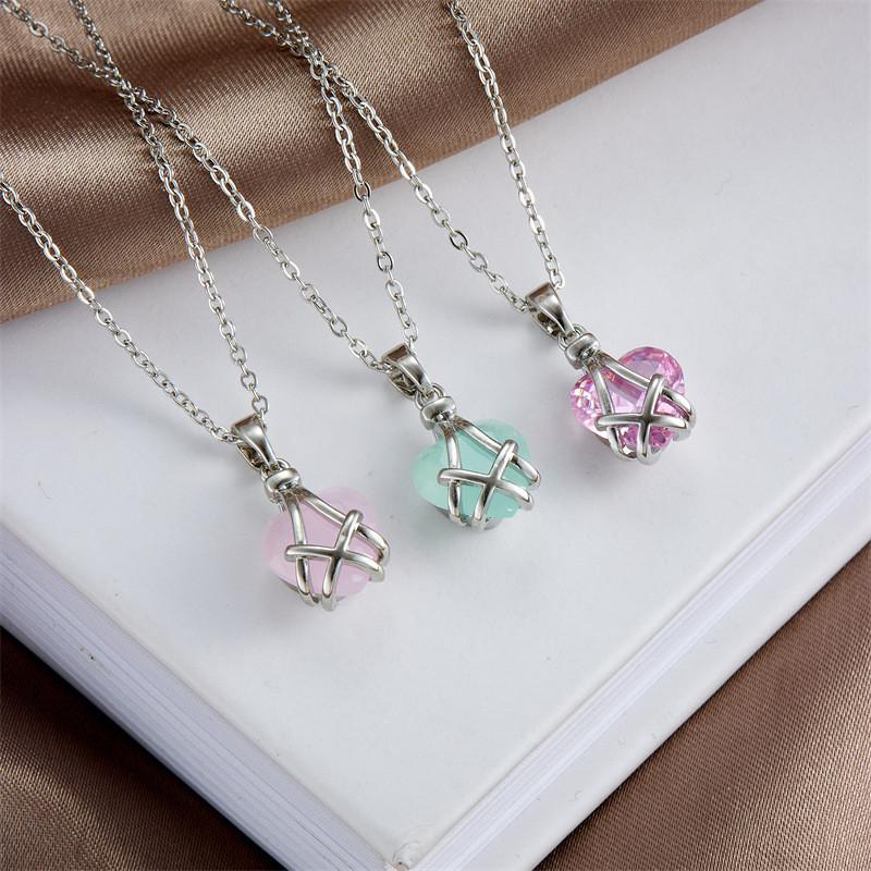 Birthday Stone Heart Necklace Niche Design for Women Light Luxury Necklace Design High-end Pendant Accessory Collarbone Chain