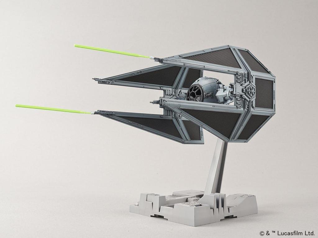 BANDAI SPIRITS Star Wars Maßstab TIE Interceptor Plastikmodell 1/72 Vorlackiert