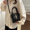 Fashionable Hand-held Bucket Bag for Women's Spring New Niche Design and Fashion Trendy Crossbody Bag