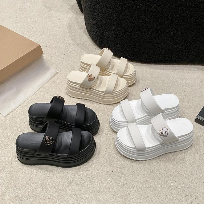 Modische Damen-Sandalen mit dicken Sohlen und schrägen Absätzen, modisch und vielseitig, zum Tragen im Freien, Schwammkuchen-Einzehensandalen