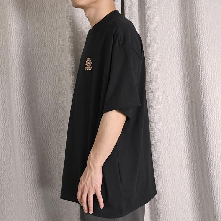 Converse ENJOY THE BREEZE T Shirts Men's Black Crew Neck Moderate Straight Fit 10025453-A01