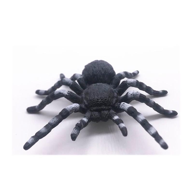 1PCS Plastic Simulation Big Spider Insects Model Toys Prank Tricky Scary Toys Halloween Decoration Props Children s Model Toys