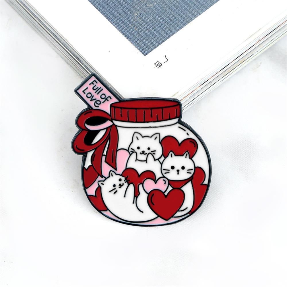 Cute Romantic Cats Love Collection Enamel Pins Cartoon White Kitten Heart Brooch Backpack Denim Lapel Badge Gifts for Girlfriend