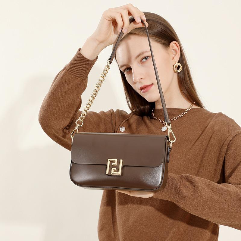 Leather High-end Small Bag Spring New Women's Bag Popular Versatile Messenger Bag Temperament Small Square Bag