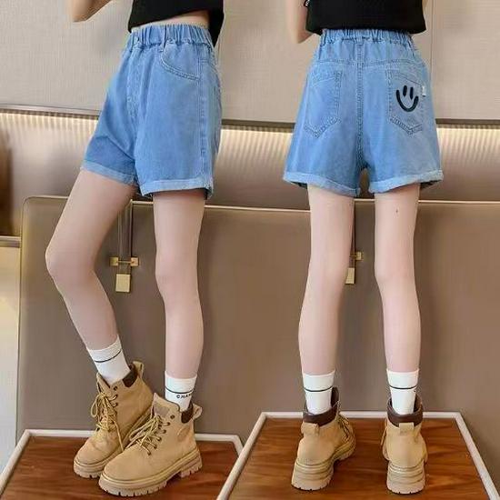 Trendiga sommarjeansshorts för flickor för barn - Moderiktiga ytterkläder för mellanstora och stora barn