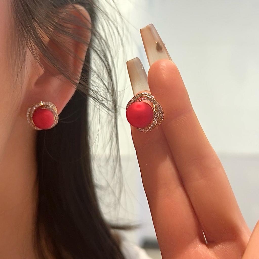 Vintage Red Petal Stud Earrings for Women Girl Korean Love Party Wedding Delicate Earring Christmas Jewelry Gifts Accessories