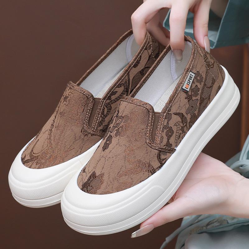 Pantofi de pânză albi mici în stil național cu talpă groasă pentru femei 2025 noi retro noi pantofi casual chinezești pantofi leneși de pescar cu un singur pedal