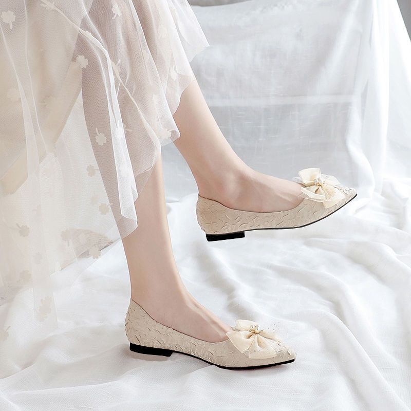 Fashion Lace Pearl With Bow Pointed Toe Women's Flat Shoes Popular Social Elegant 2025 Trend Korean Style Fashionable Ladies Footwear