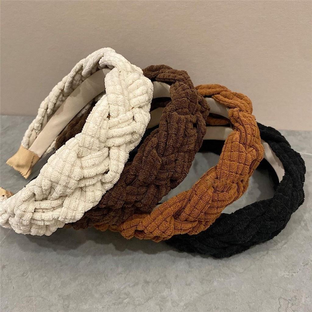 Gemütliche Handgefertigte Plüsch Winter Haarklammer Stirnband in Tiefem Kaffee Fischgrätenmuster