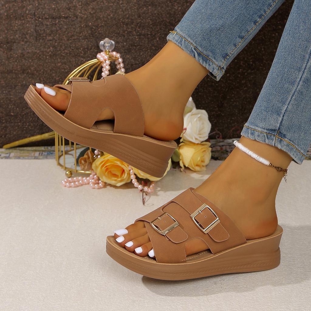 Retro flat-bottomed belt buckle one-word slippers summer wear 22 new fairy wind beach cool slippers
