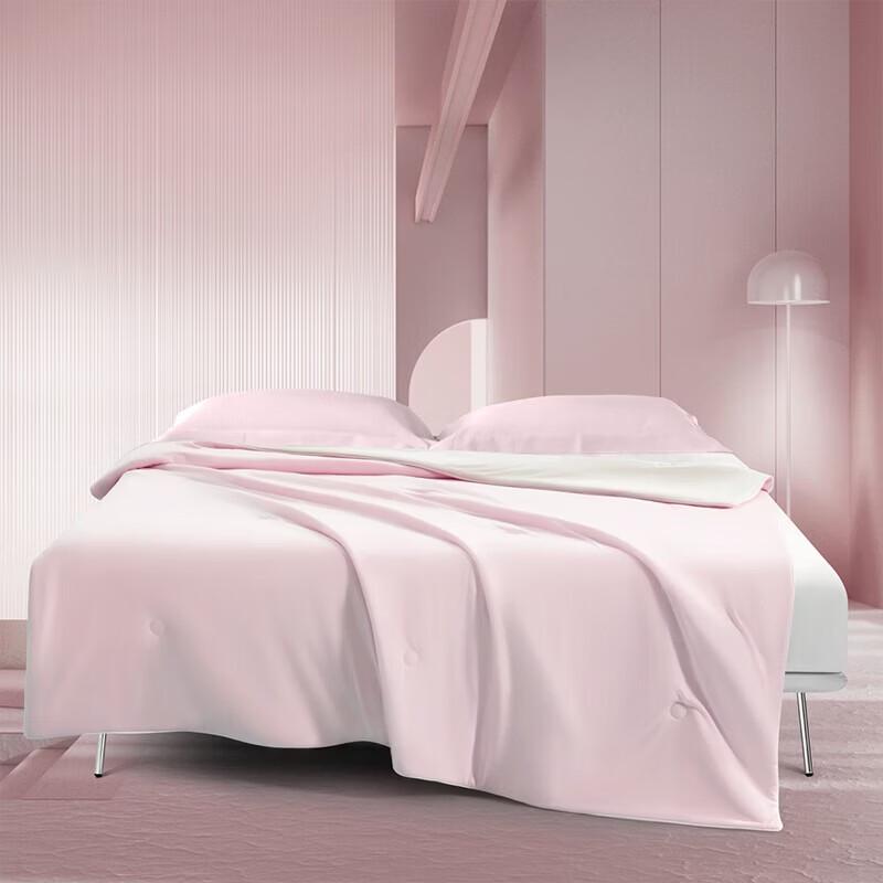 

Mercury Home Textiles Icy Cool Knit Summer Quilt