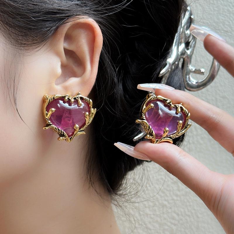 Koreanische rosafarbene Harzblumen-Herz-Ohrstecker - Elegant & Modisch