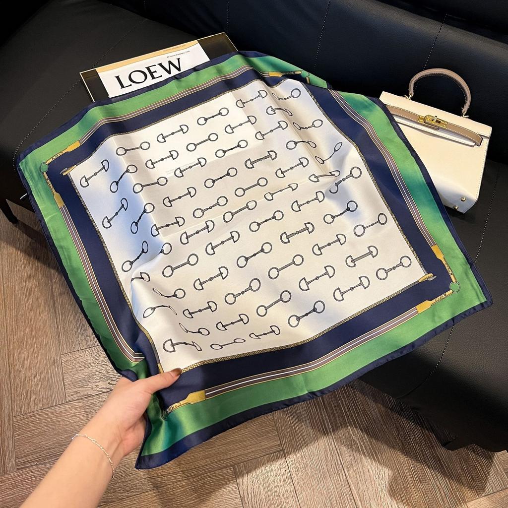 Winter Bohemian Heart Pattern Scarf Jacquard Cashmere Design Women Pashmina Thick Blanket Soft Bufanda Warm Shawl Poncho Stole